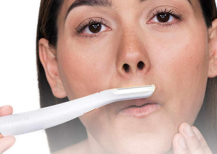 Flawless Dermaplane Glo-جهاز تقشير وإزالة شعر الوجه Flawless Dermaplane Glo-جهاز تقشير وإزالة شعر الوجه Electrical Hair Removals Flawless Dermaplane Glo-جهاز تقشير وإزالة شعر الوجه Flawless Dermaplane Glo-جهاز تقشير وإزالة شعر الوجه Electrical Hair Removals