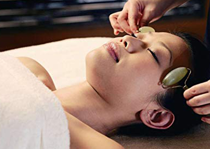 Jade Facial Roller-اداة مساج الوجه Jade Facial Roller-اداة مساج الوجه Beauty tools Jade Facial Roller-اداة مساج الوجه Jade Facial Roller-اداة مساج الوجه Beauty tools
